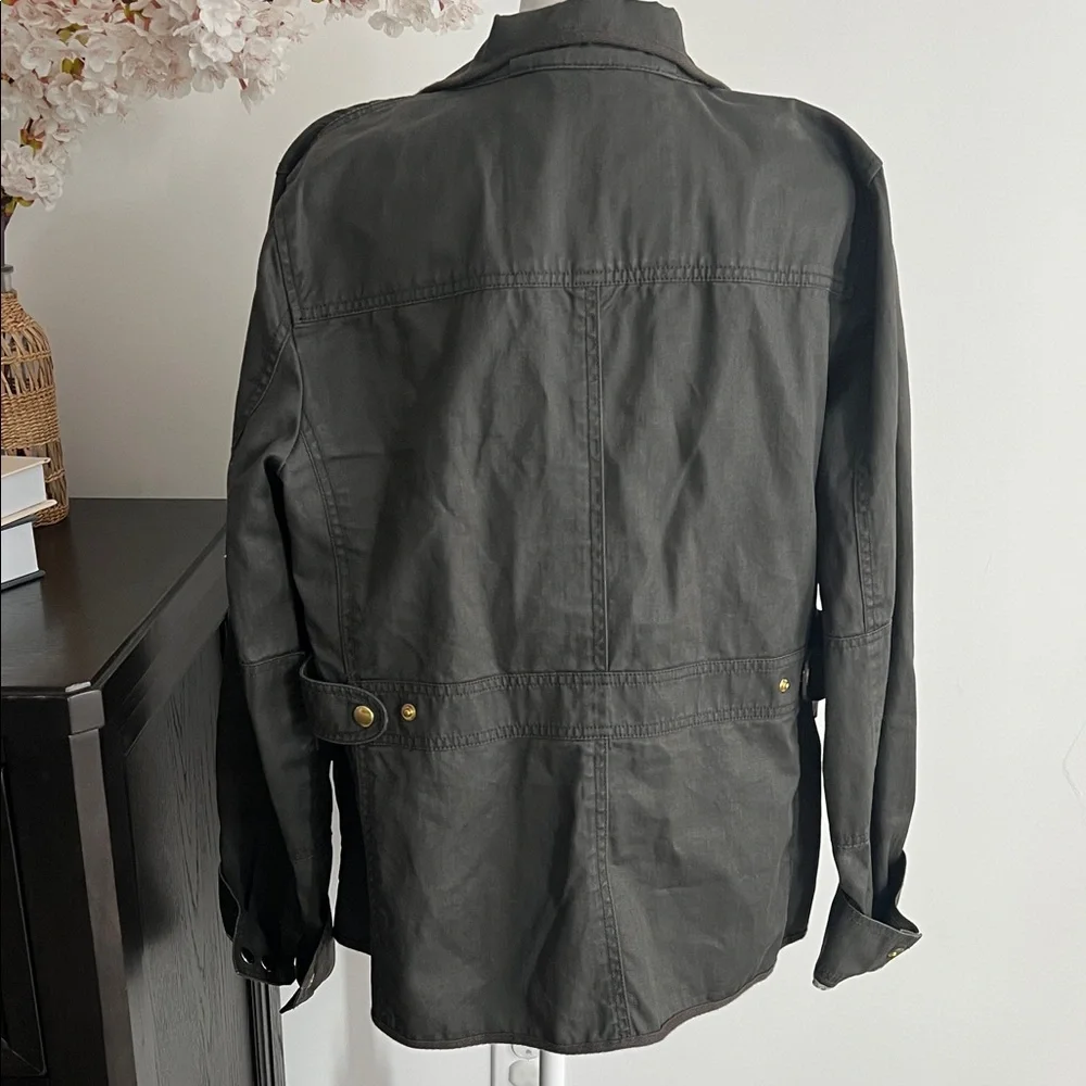 J.Crew Olive Women’s Relaxed Boyfriend Field Shirt with Gold Detail| Size L - Picture 3 of 7